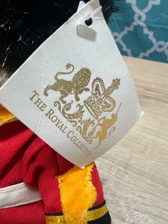 Buckingham Palace Royal Guard Plush Teddy Bear The Royal Collection - Picture 4 of 11